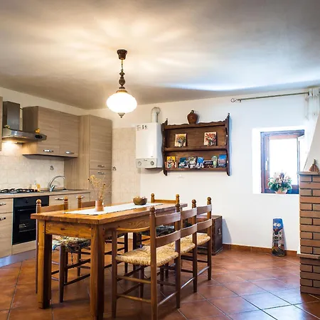 Casa Ladyhawke Apartment Santo Stefano Di Sessanio Exterior photo