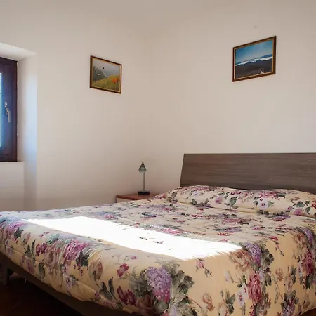 Casa Ladyhawke Apartment Santo Stefano Di Sessanio Exterior photo
