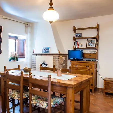 Casa Ladyhawke Apartment Santo Stefano Di Sessanio Exterior photo