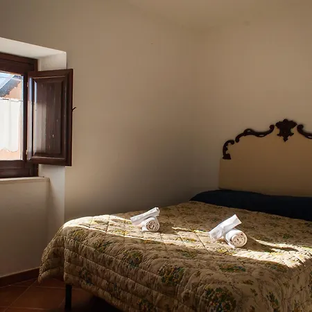 Casa Ladyhawke Apartment Santo Stefano Di Sessanio Exterior photo