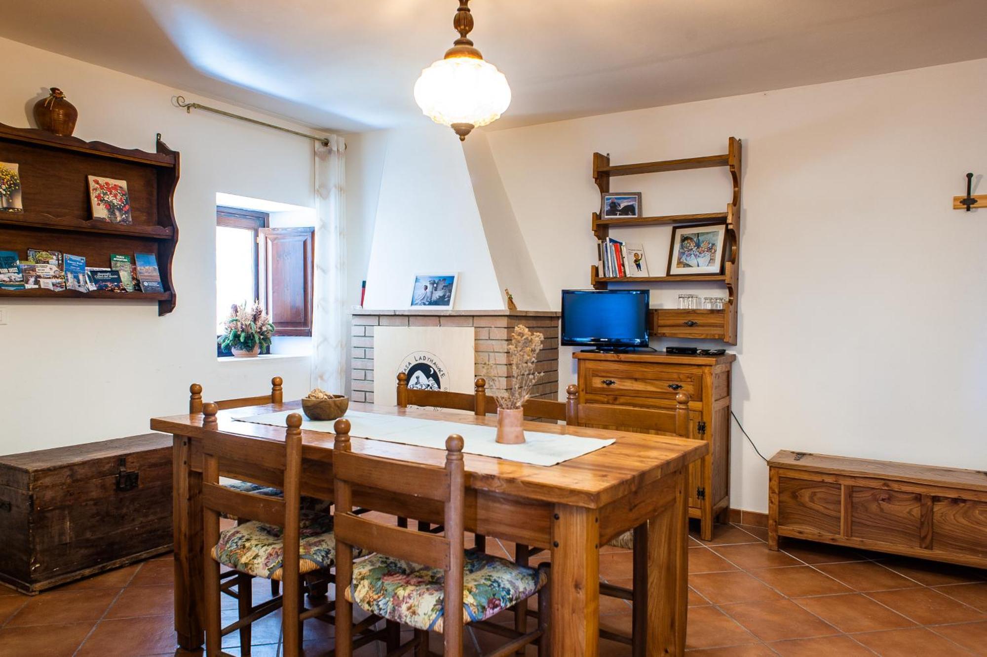 Casa Ladyhawke * Santo Stefano Di Sessanio